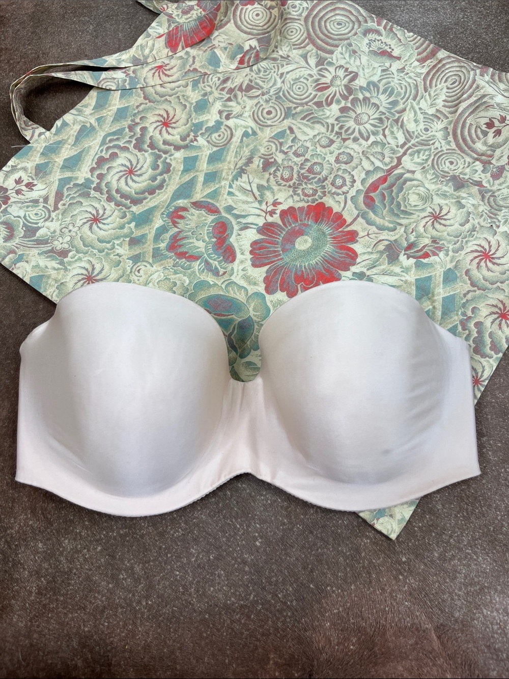 Chantelle Norah Comfort Strapless Bra in Nude Blush